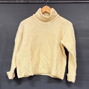 Irish Elegant Cream Turtleneck wool Sweater for Women